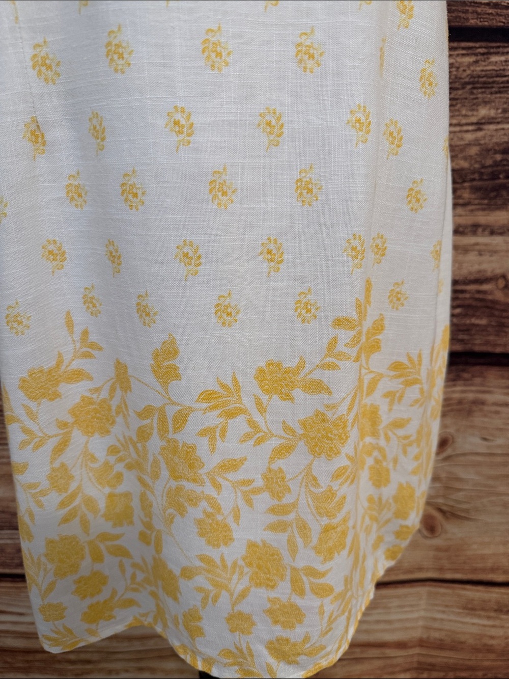 LC Lauren Conrad White Midi Dress with Yellow Floral Print and Puff Sleeves - Picture 4 of 9